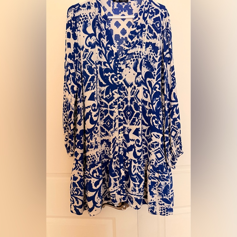 Blue and White Patterned Women's Top